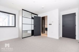 Photo 21- click for photo gallery